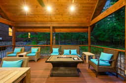 New! Ritzy Rendezvous! An adventure in privacy!
