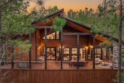 New! The Silo! Hot Tub, Sauna, Game Room, Swings! - Image 3