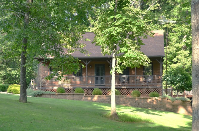 Weekend Cabin Rentals vs. Weekly Stays in Broken Bow OK: Which One Saves More?