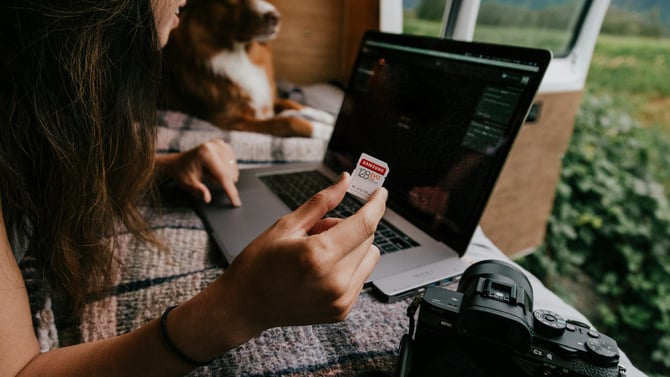 Airbnb vs. Booking Direct: Broken Bow OK Cabin Rentals & Fee Savings